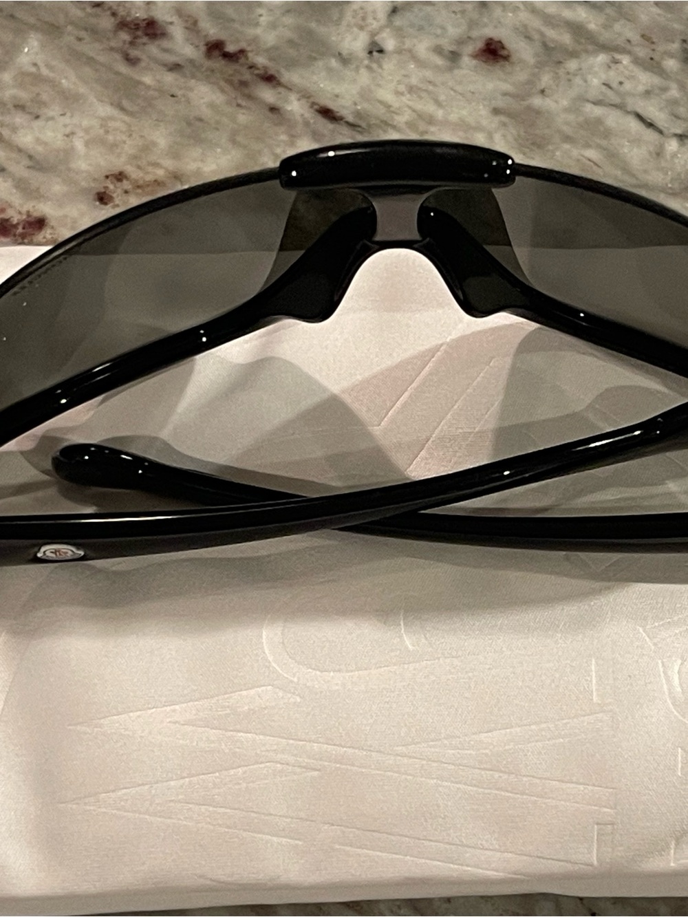 Moncler Black Shield-Style Sunglasses with Dark Smoke Lenses: ML0230-01A - Picture 5 of 15